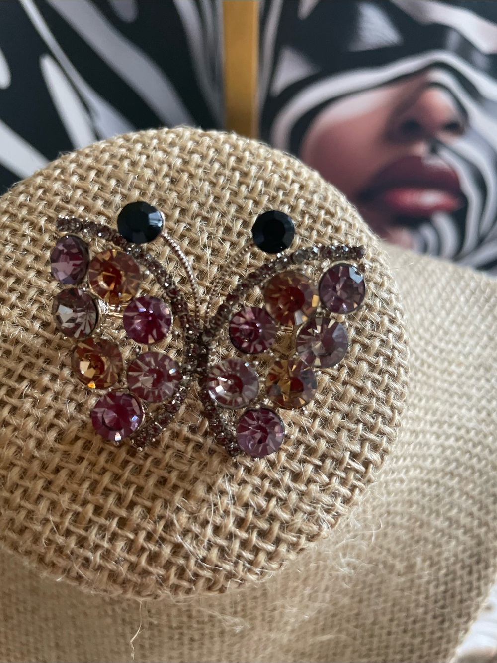 💥Crystal Butterfly Brooch in Purple, Gold, Black and Silver-Tone Accents - Picture 3 of 6